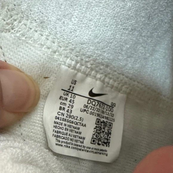 Nike High-Tops Blazer Mid 77 Premium  with Navy Gum Sneakers - Picture 2 of 8